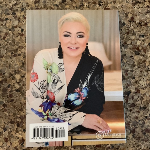 Sylvia Day THE MULTIMILLION BESTSELLER - Picture 2 of 2